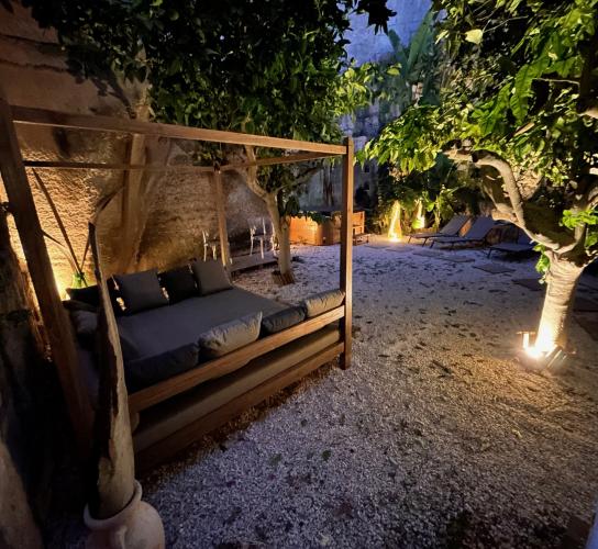 Giardino Letto baldacchino